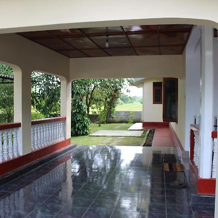 Sunshine Tourist Rest Hotel Anuradhapura Bagian luar foto