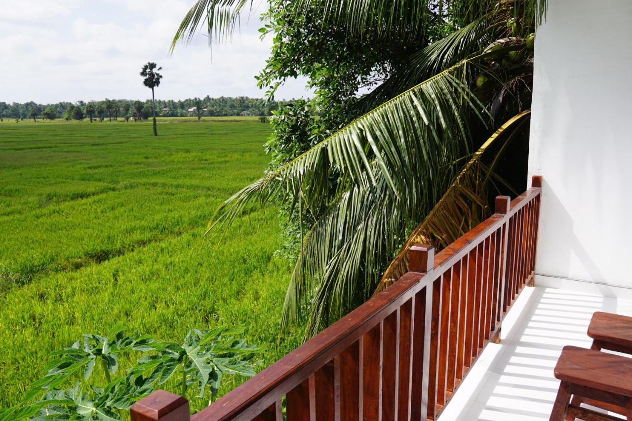 Sunshine Tourist Rest Hotel Anuradhapura Bagian luar foto